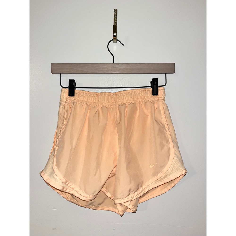 Nike Dri-FIT Peach Running Shorts Women's Small Athletic Gym Workout‎